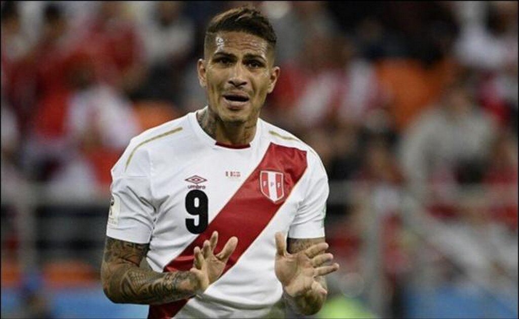  Paolo Guerrero es sancionado y suspendido un año