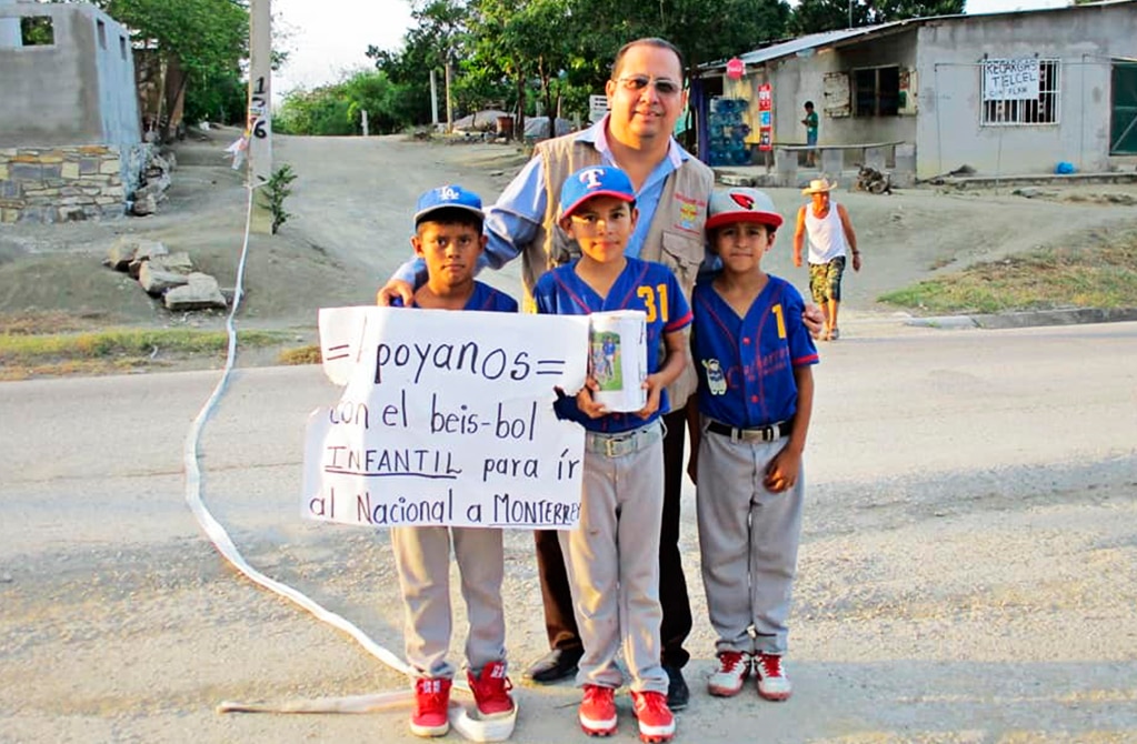 “Peloteritos” piden apoyo para acudir a campeonato nacional