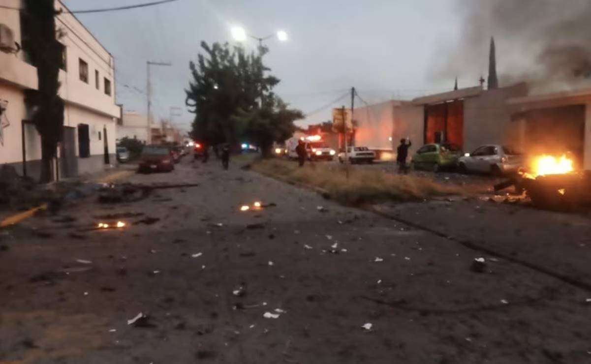 Explota coche bomba en Acambaro. Foto: Especial