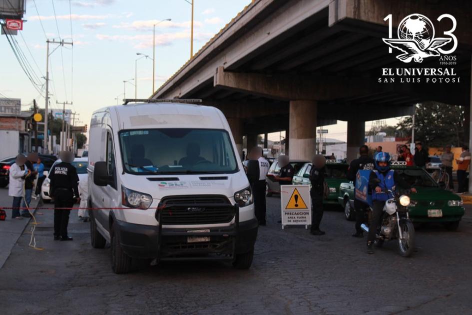 Hombre muere arrollado en carretera Matehuala