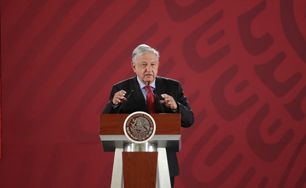 López Obrador evade polemizar por el muro de EU; respeto las decisiones, dice