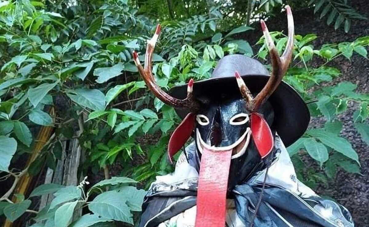 Máscaras usadas para la danza de los Huehues en Xantolo