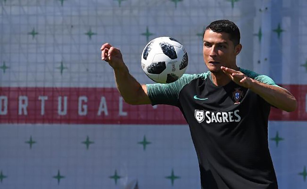 Portugal y CR7, por el liderato