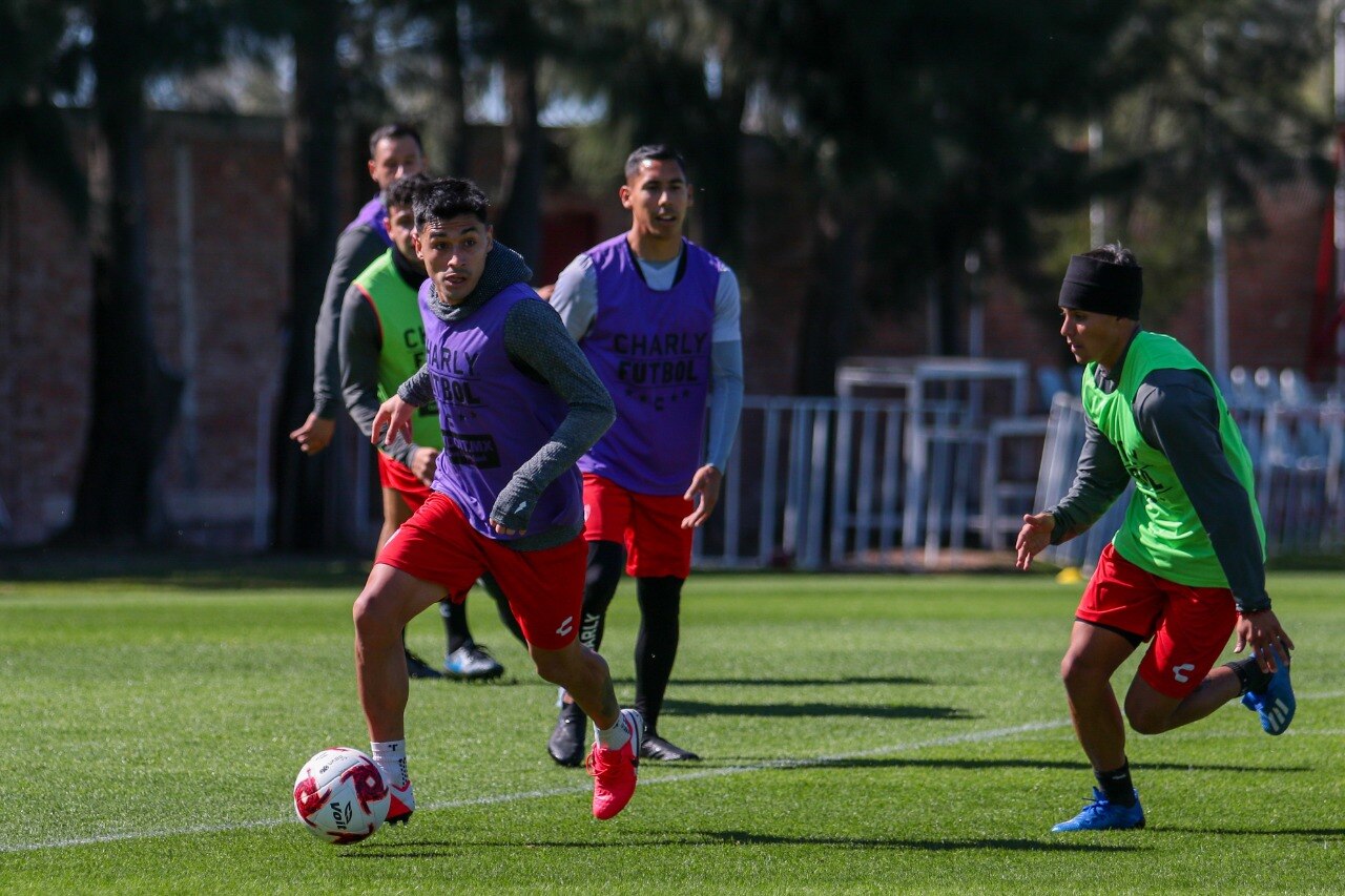 Necaxa se prepara para enfrentar al Atlético de San Luis