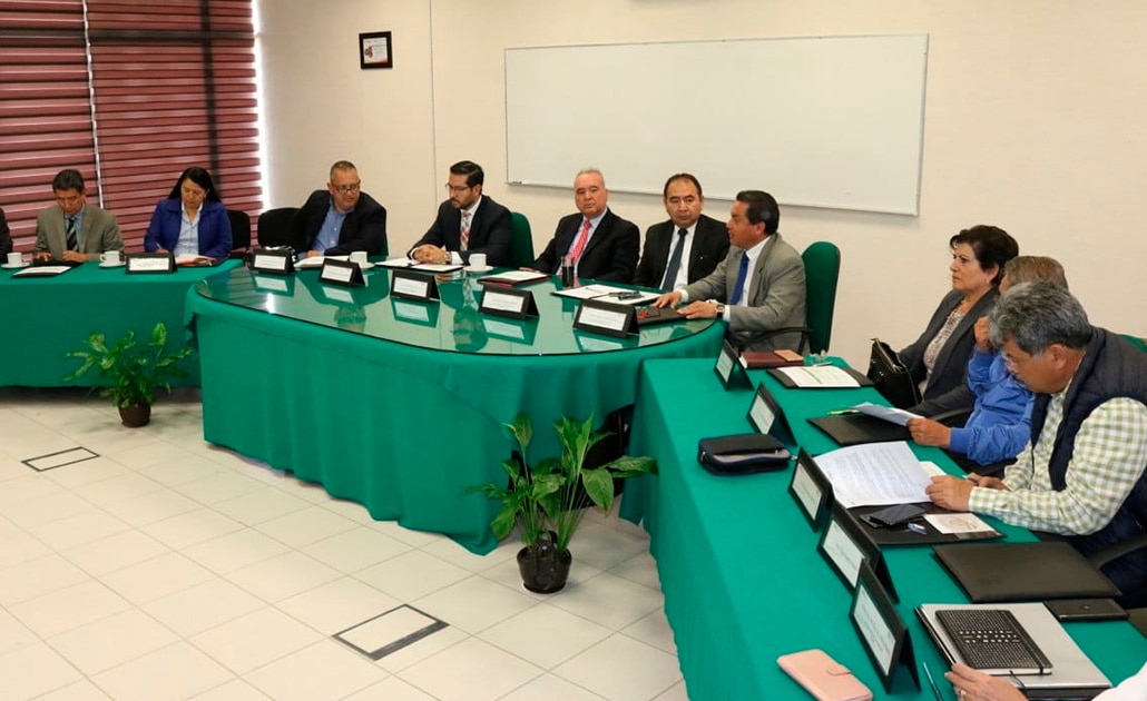 Autoridades de Oaxaca buscan replicar estrategia educativa de SLP