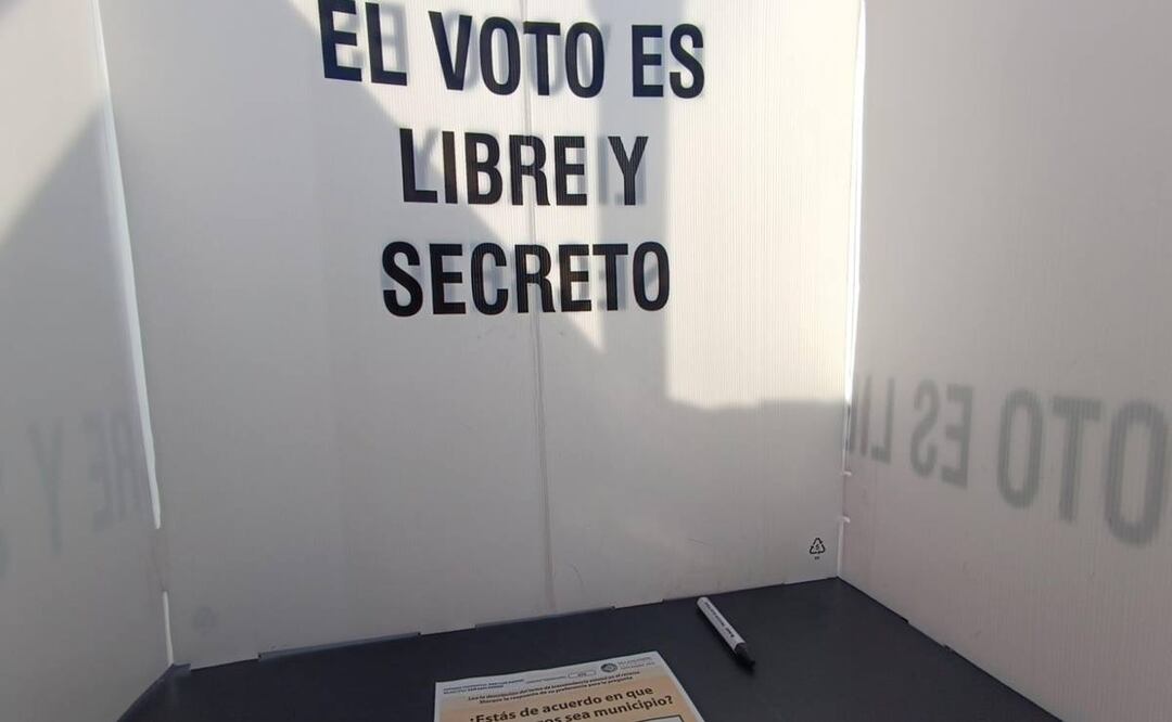 El arzobispo Jorge Alberto Cavazos Arizpe y el “Dialogo Nacional por la Paz” hicieron el llamado a los candidatos por la alcaldía de la capital potosina, para que el próximo miércoles 29 de mayo se puedan sumar y puedan firmar los “compromisos por la paz”. Foto: Xochiquetzal Rangel
