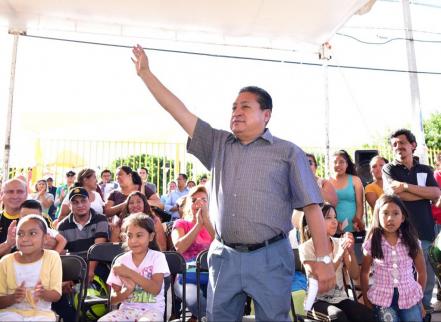 Gilberto Hernández refrenda su compromiso con los soledenses