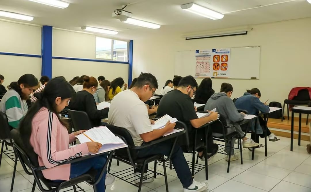 Examen de admisión de la UASLP. Foto: Especial