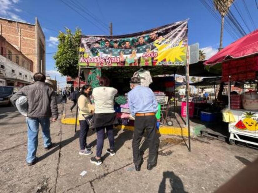 Fiebre mundialista repunta ventas de camisetas de la Selección Mexicana en SLP
