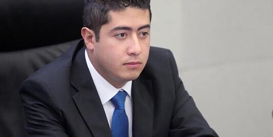 Diputado buscará foro para frenar aumento a la tarifa de transporte