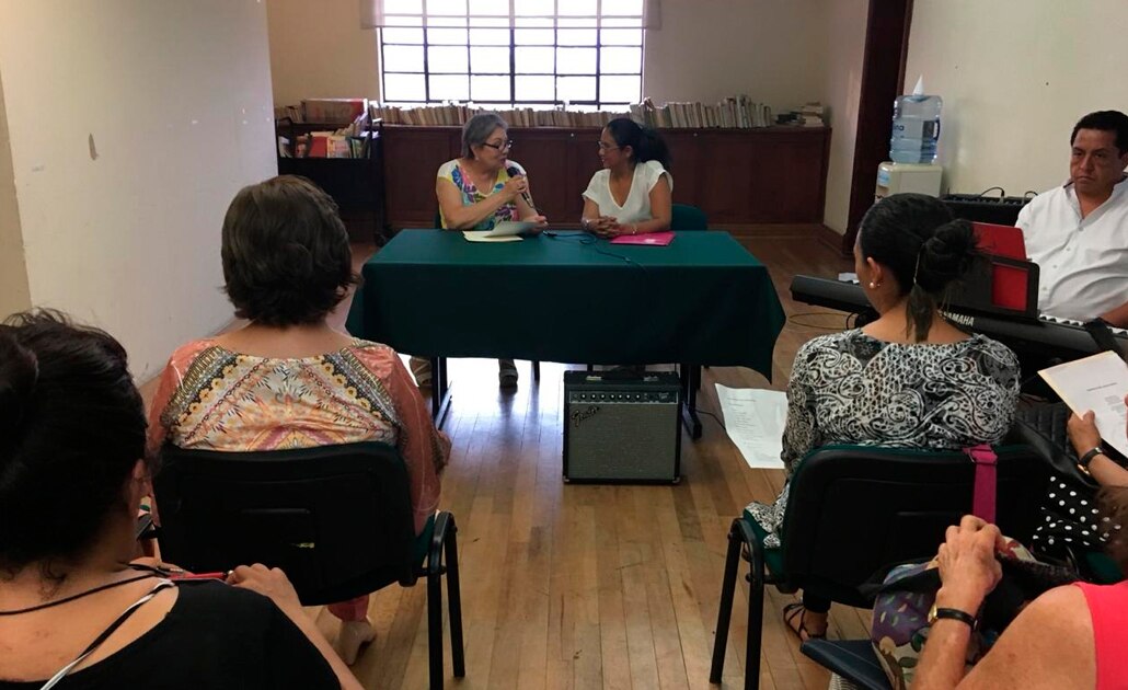 Con participación de mujeres realizan “Lectura en voz alta” 