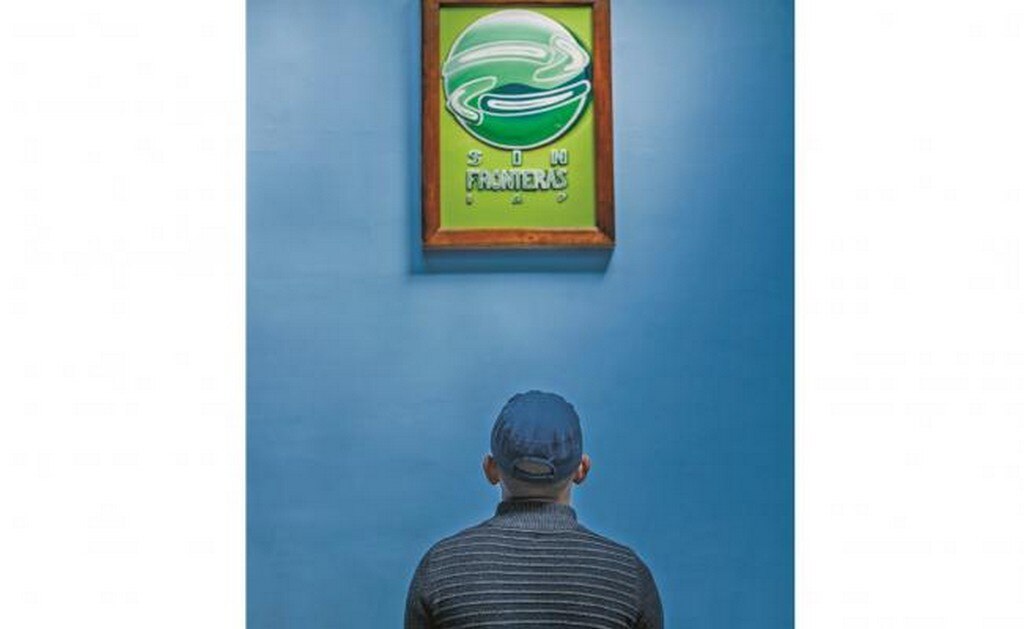 “Siento que Comar nos está viendo la cara, porque para el tiempo que llevo en el país ya es para que me dijeran algo. Pero siempre es lo mismo, voy a firmar y no hay información sobre mi caso”, Ángel, solicitante de asilo en México.