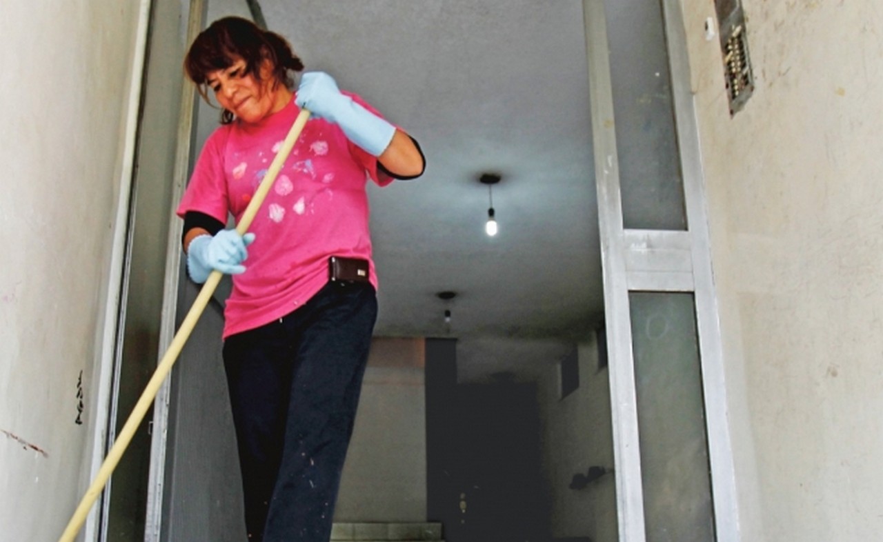 IMSS afiliará a empleadas del hogar