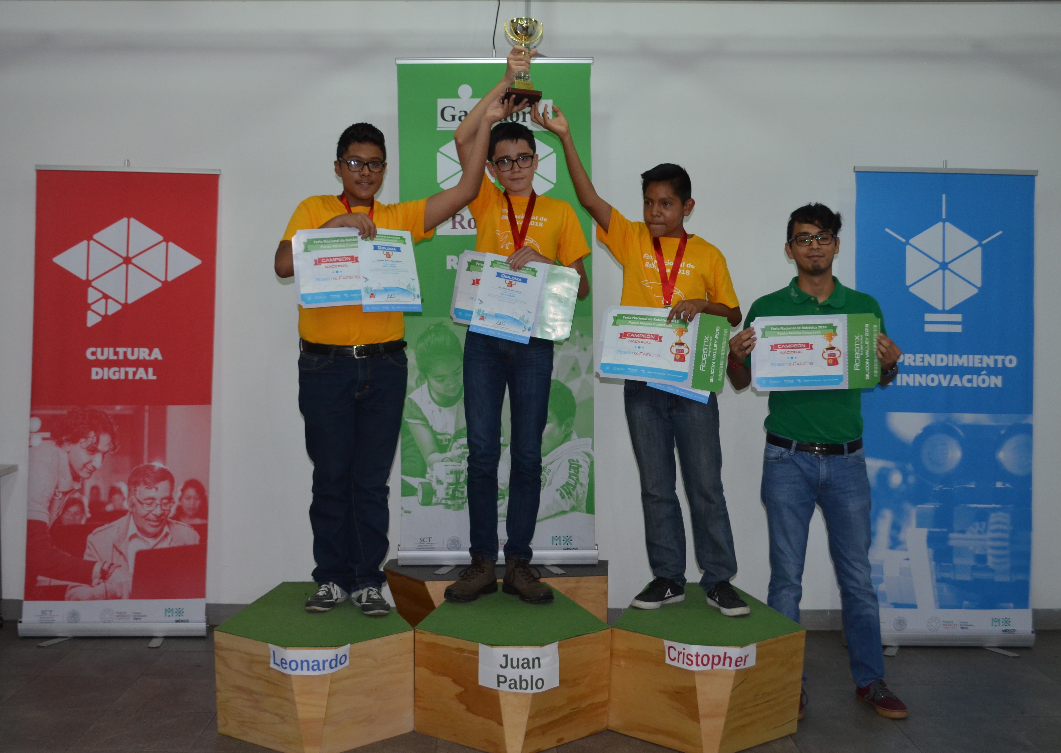 Niños potosinos ganan Feria Nacional de Robótica