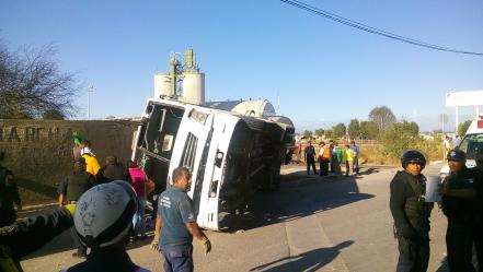 Ferrocarril embiste a autobús