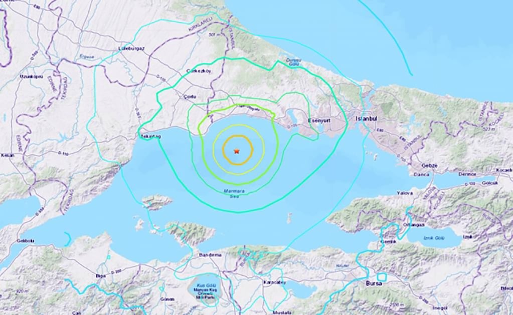 Se registra sismo de 5.7 en Estambul