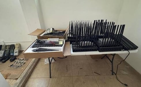 Operativo contra robo a transportistas deja mega aseguramiento de inhibidores de señal y 9 detenidos en SLP