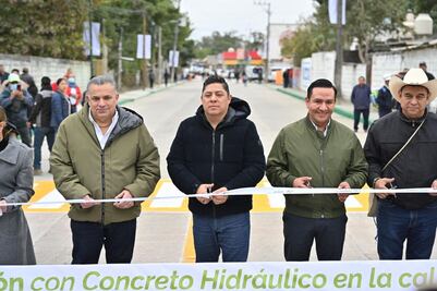 Gallardo inaugura modernización del camino a Santa Rosa y lleva atención médica a hogares de Ciudad Valles 