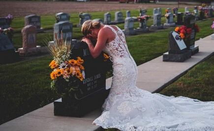  Una novia "se casa" con su difunto prometido en EU