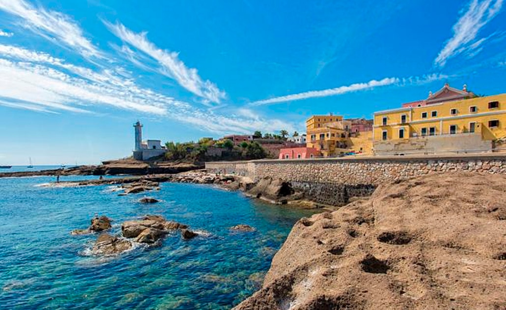 La isla donde exiliaban a las mujeres lujuriosas