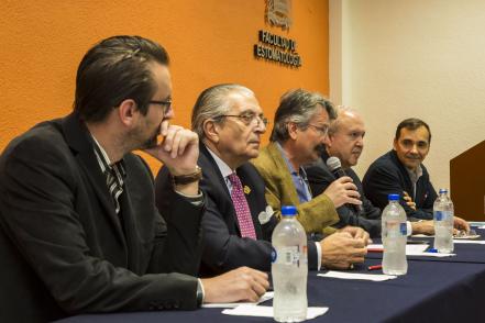 Realizan panel en marco del Día de la Unión Europea