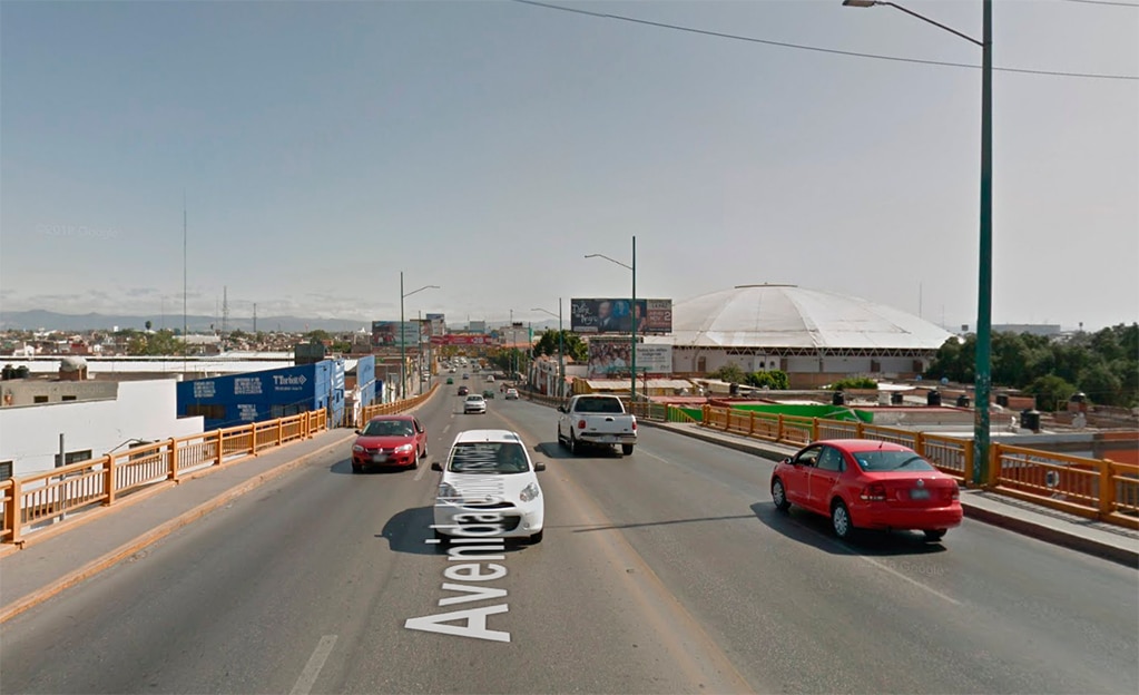 Por trabajos en avenida Universidad, implementan rutas alternas