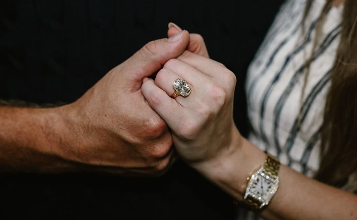 Conoce los anillos de compromiso más caros: de Beyoncé a Elizabeth Taylor y ahora Taylor Swift. Foto: Instagram Taylor Swift.