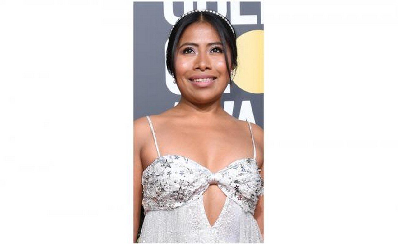 Captan a Yalitza Aparicio bailando cumbia
