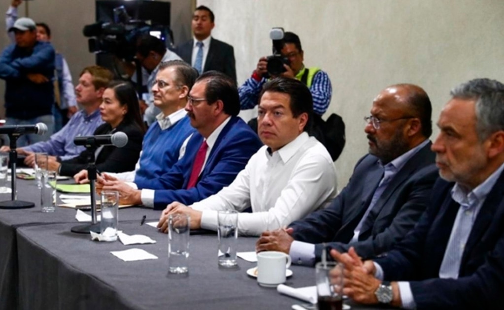 Sin acuerdo diputados y campesinos; seguirá bloqueo en San Lázaro