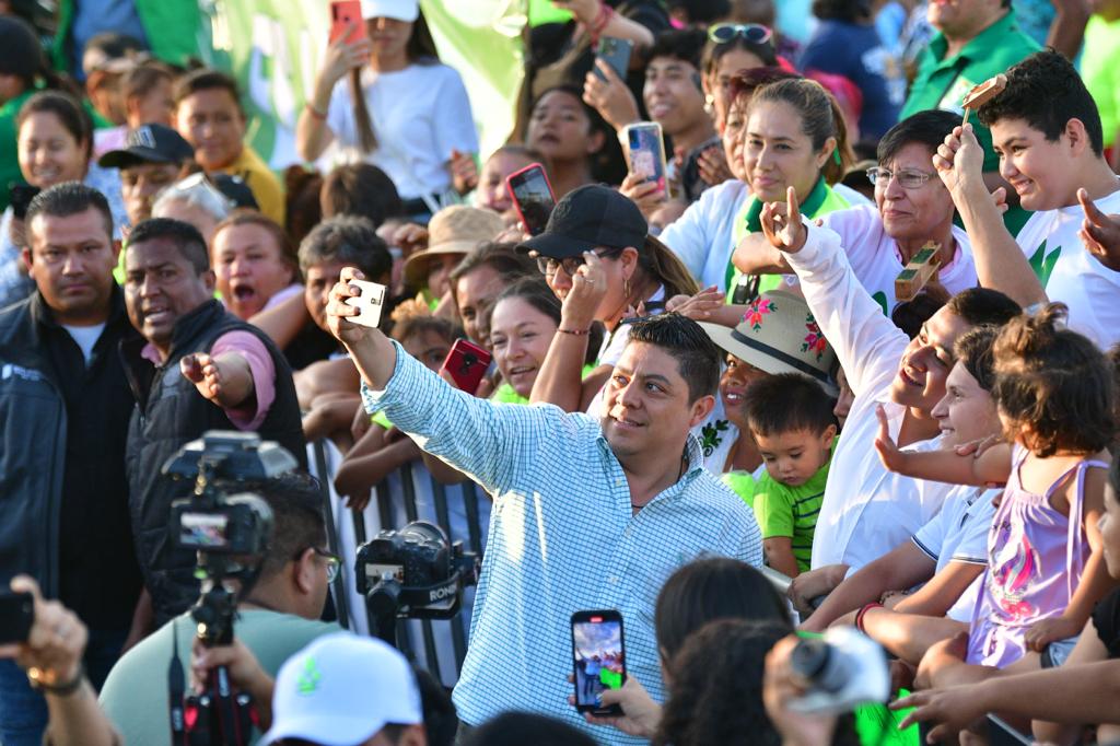 Celebran potosinos dos años del inicio de la transformación con Ricardo Gallardo