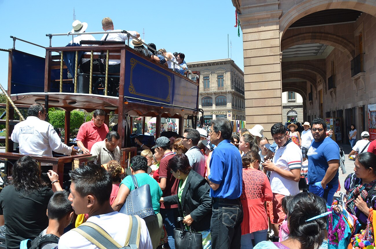 Falta de empleados bilingües afecta turismo internacional en SLP