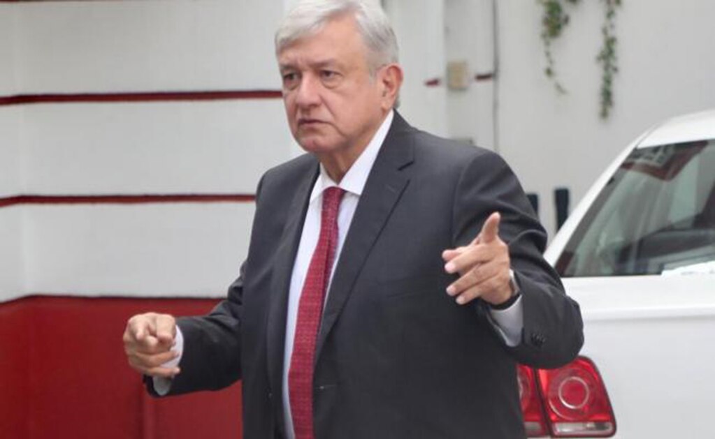 AMLO no descarta aplicar en su gobierno "pobreza franciscana"
