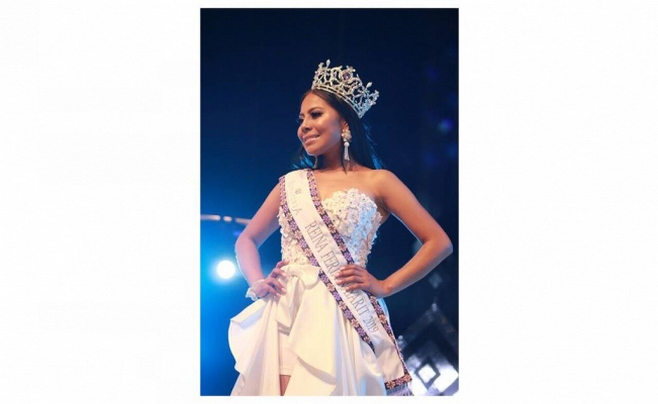  Joven de la etnia wixárika gana concurso de belleza en Nayarit