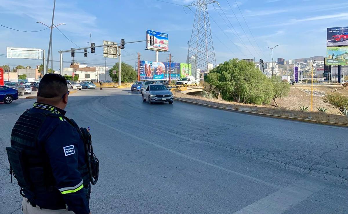 ¡Ahora sí! Entran en funcionamiento semáforos de Glorieta Guadalajara en SLP