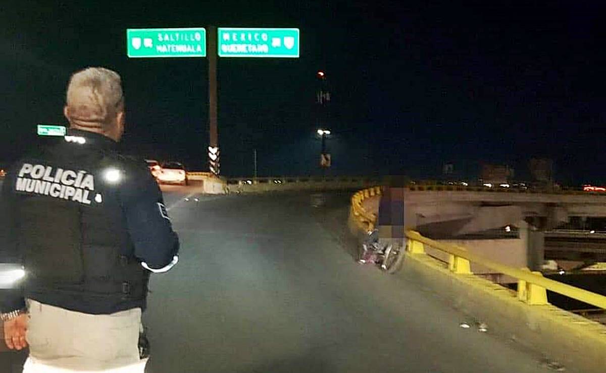 Policía vial de SLP evita intento de suicidio de una mujer en puente de la capital