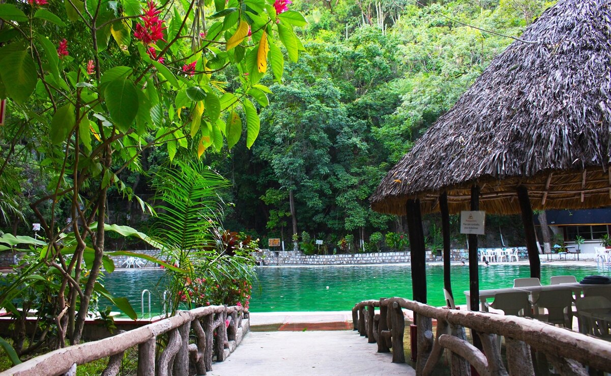 Sumérgete en un paraíso natural de aguas termales y spa en el corazón de la Huasteca Potosina. Foto: FB, Hotel Taninul