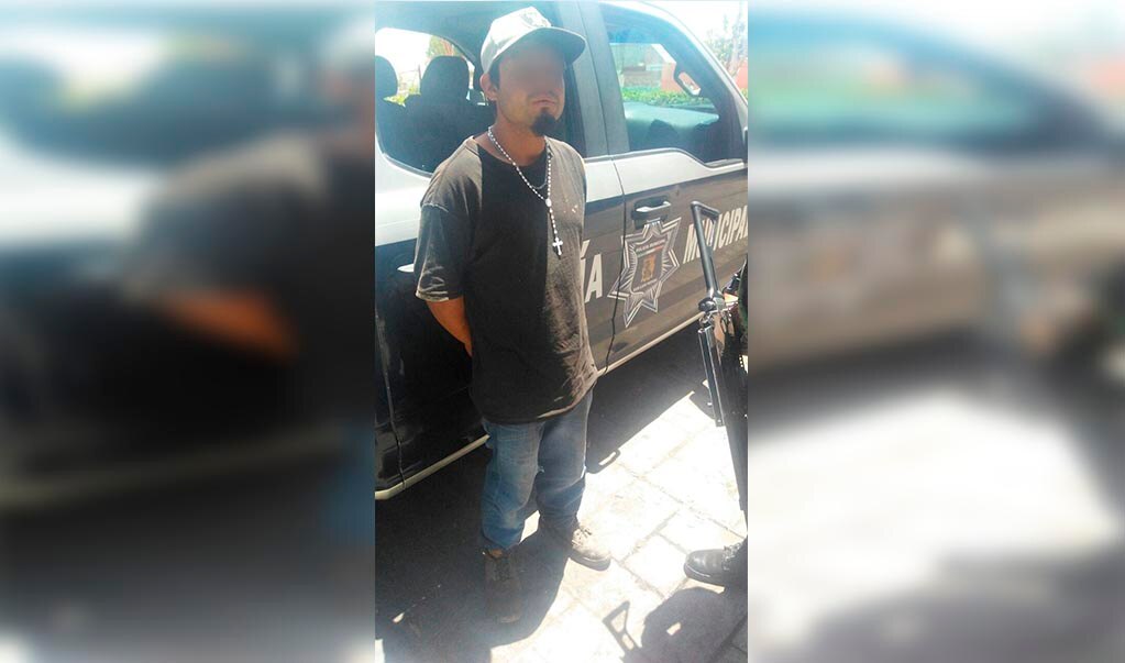 Aseguran a joven, traía marihuana