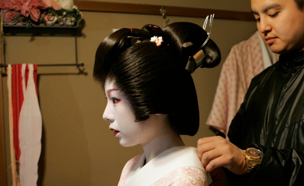 El mundo de las geishas sigue fiel al pasado de Japón