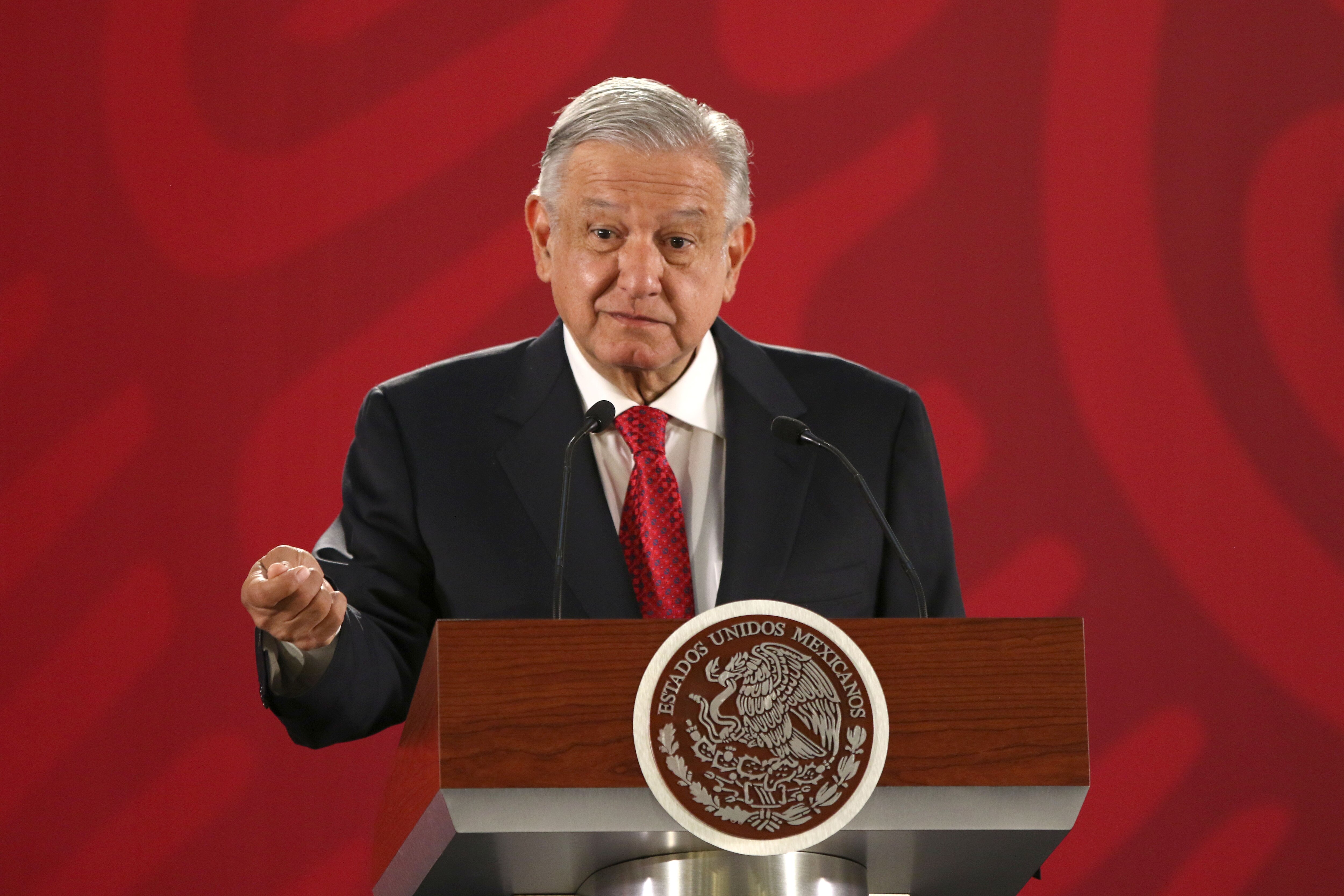 Empresa acusada de fraude con pipas de Pemex se ampara