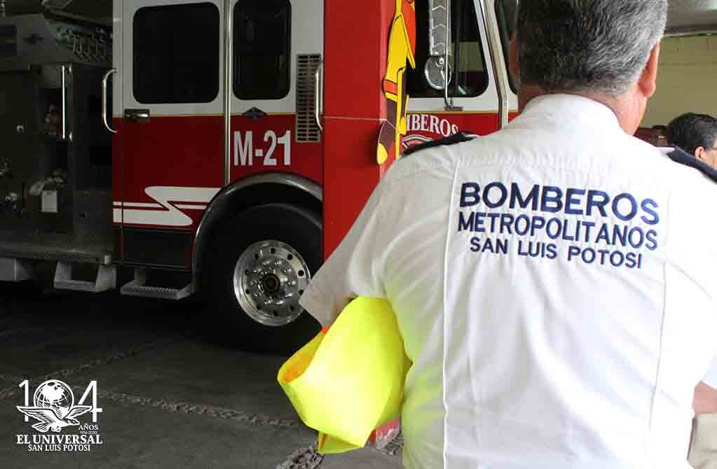 Adeuda Ayuntamiento capitalino a bomberos 2 mdp