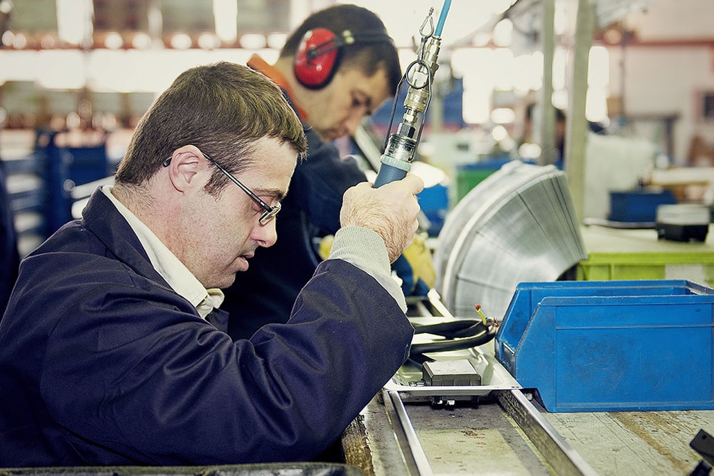 Promueve SNE la contratación de personas con discapacidad