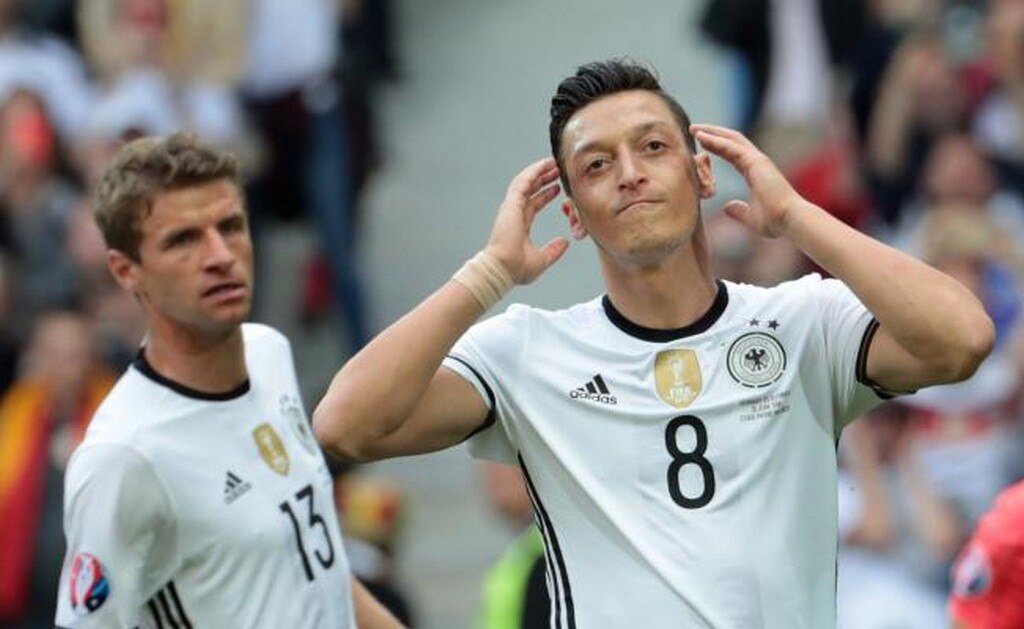 Mesut Özil anunció su retiro de la selección alemana por racismo. Foto: AFP