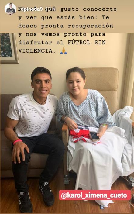 Jugadores del “Atleti” visitan a joven lesionada en el Lastras