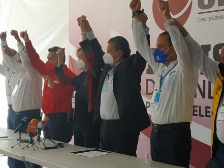 Octavio Pedroza se registra oficialmente como candidato a la gubernatura por la alianza PRI, PAN y PRD