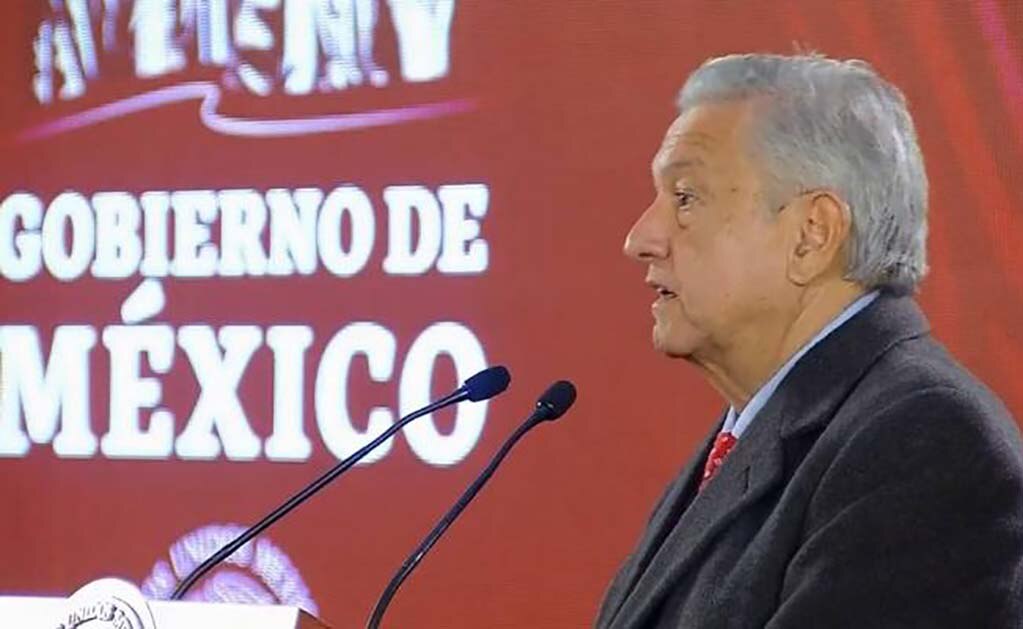AMLO anuncia que 4 mil elementos federales vigilarán ductos