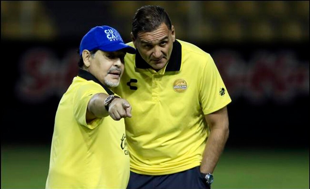 Maradona e Islas esconden al verdadero DT de Dorados