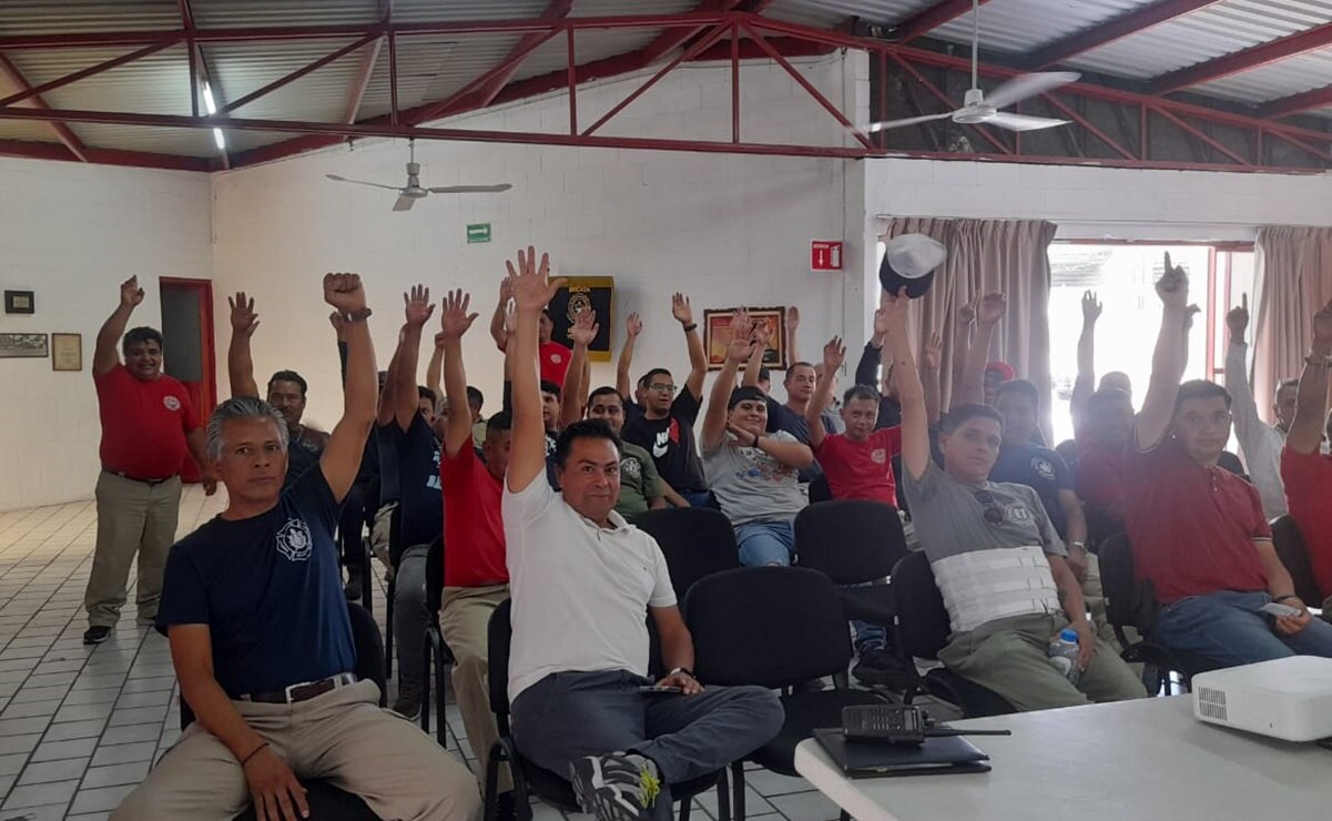 Bomberos de SLP lograron acuerdo con la Secretaría de Trabajo. Foto: Especial