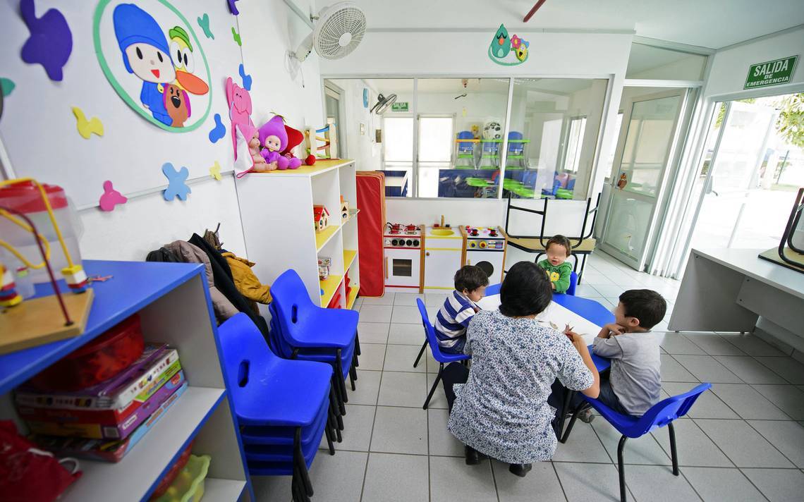 Usuaria de Estancias Infantiles obtiene primer victoria ante el recorte presupuestal al programa