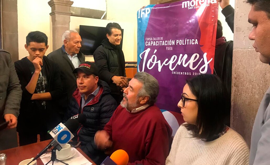Pide Morena que legisladores regresen aguinaldo 