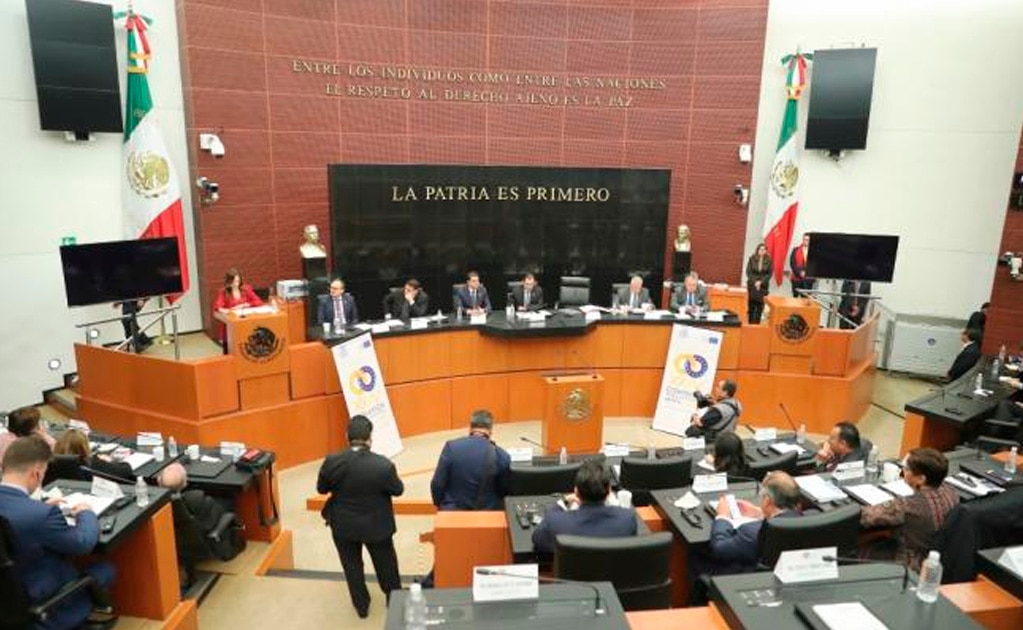 Senado votará ley de publicidad ante amago de ministro